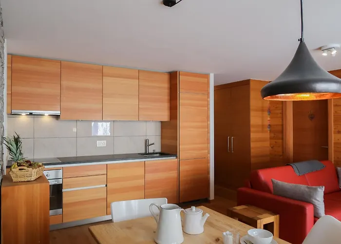 Rosablanche E003a By Interhome