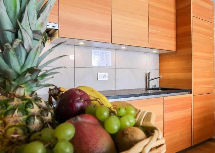 Appartamento Rosablanche E003a By Interhome *